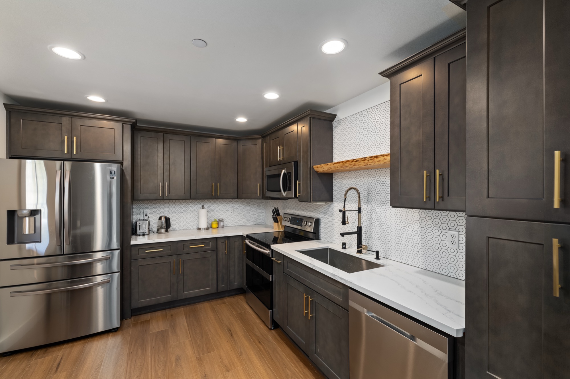 Copper Crest estate — gallery image 05